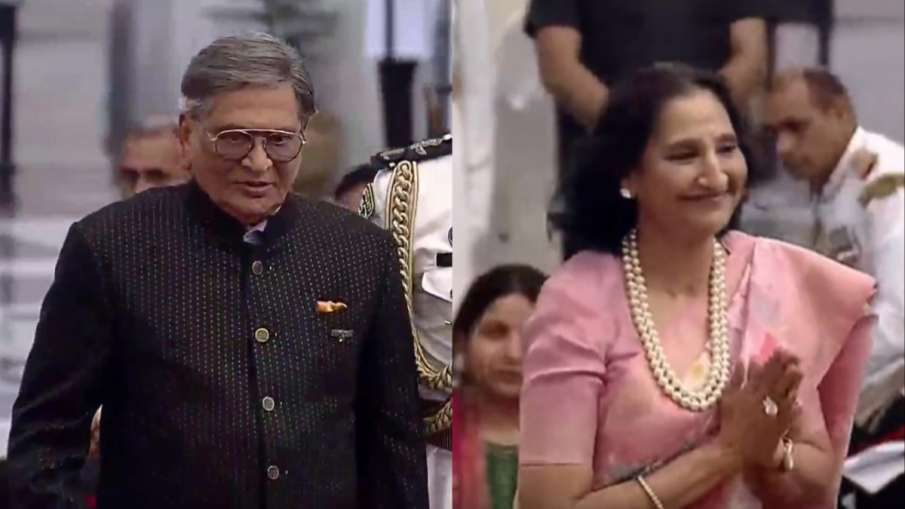 राष्ट्रपति द्रौपदी मुर्मू ने कुमार मंगलम बिरला को पद्म भूषण से किया सम्मानित, राकेश झुनझुनवाला को मरणोपरांत पद्मश्री