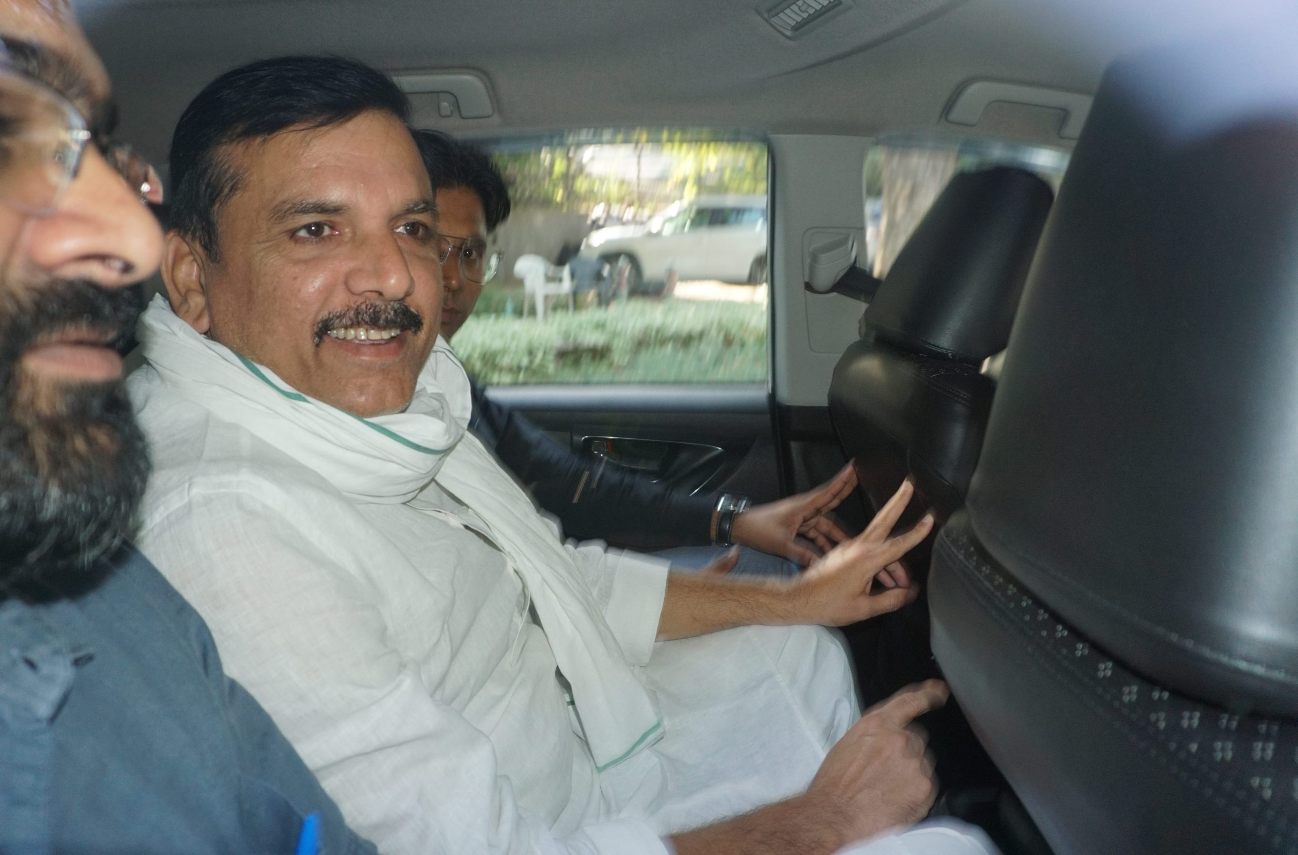 Delhi news:संजय सिंह को कोर्ट ने 5 दिन की ईडी रिमांड पर भेजा,  शराब घोटाला केस में हुई है गिरफ्तारी
