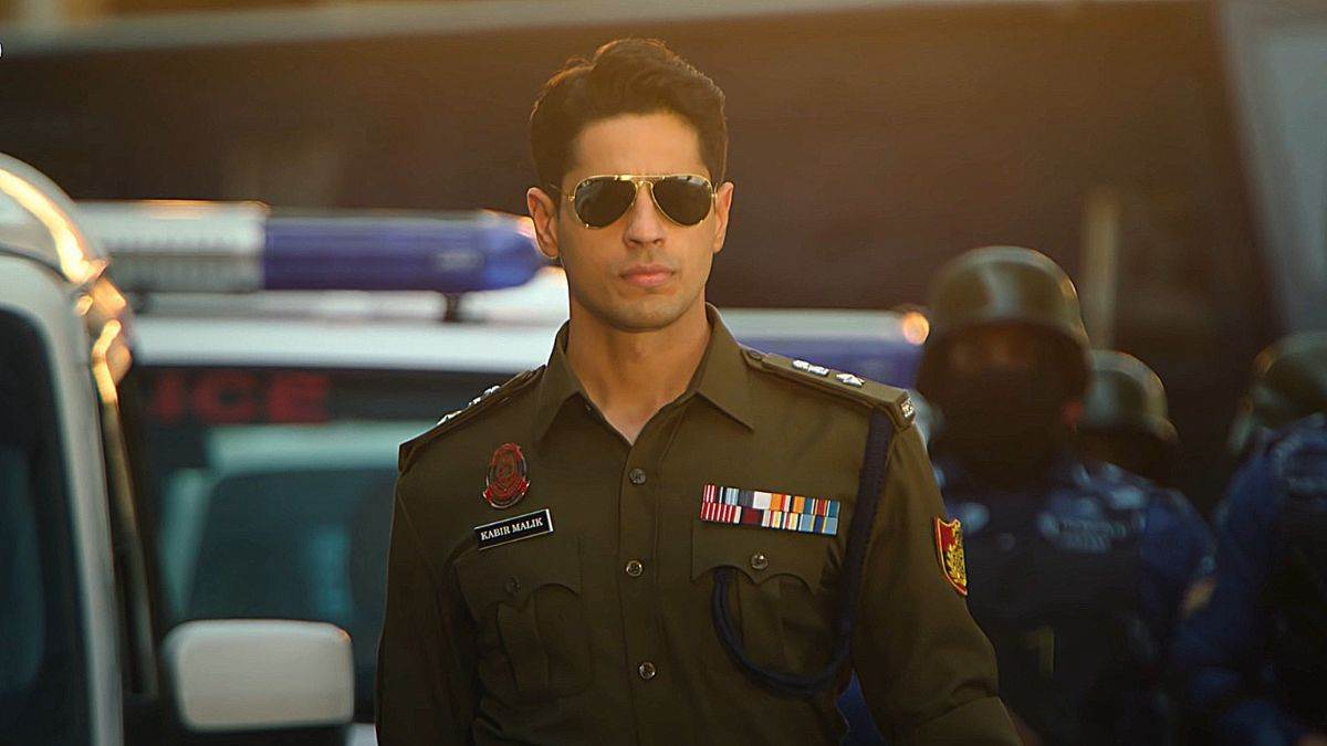 Bollywood News: पुलिस की वर्दी में जंचे सिद्धार्थ मल्होत्रा, 'इंडियन पुलिस फोर्स' का दमदार टीजर आउट 
