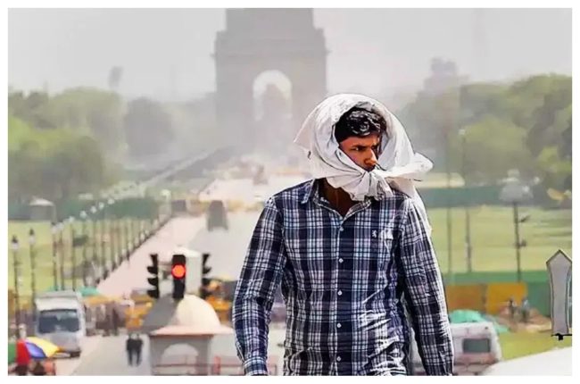 52.3 degrees in Delhi: दिल्ली में कैसे पहुंचा 52.3 डिग्री तापमान? केंद्रीय मंत्री ने उठाए सवाल,कैसे मापा जाता है तापमान