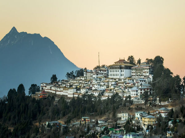 Tawang in Arunachal Pradesh: भीषण गर्मी में लेना चाहते हैं ठंड का आनंद तो जाएं अरूणाचल प्रदेश के तवांग