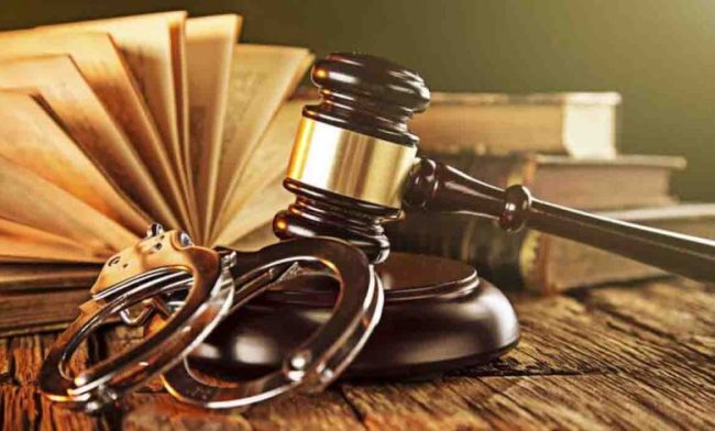 Judiciary Decision: न्यायपालिका को अपराधी नहीं, पीड़ित के पक्ष में खड़ा होते दिखना चाहिए