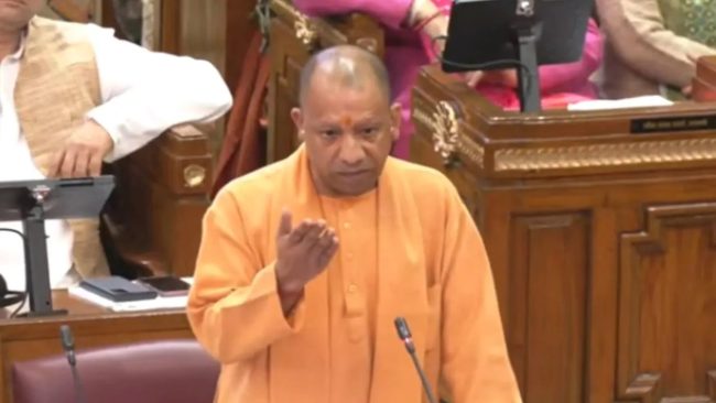 CM Yogi Sambhal violence: संभल हिंसा में शामिल एक भी नहीं बचेगा, विधानसभा में दंगों पर गरजे CM योगी
